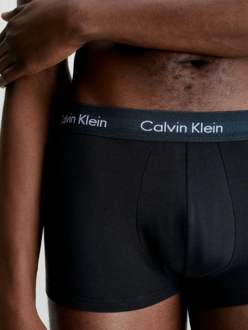 3η συσκευασια με μαυρα μποξερ Calvin Klein