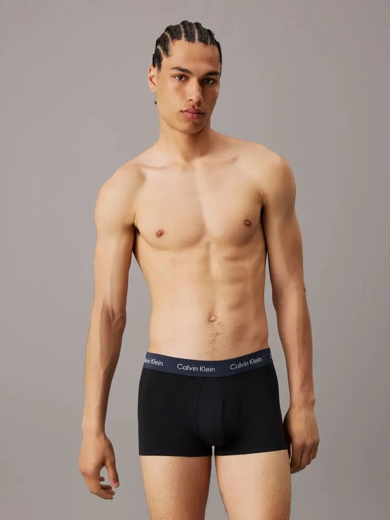 3η συσκευασια με μαυρα μποξερ Calvin Klein