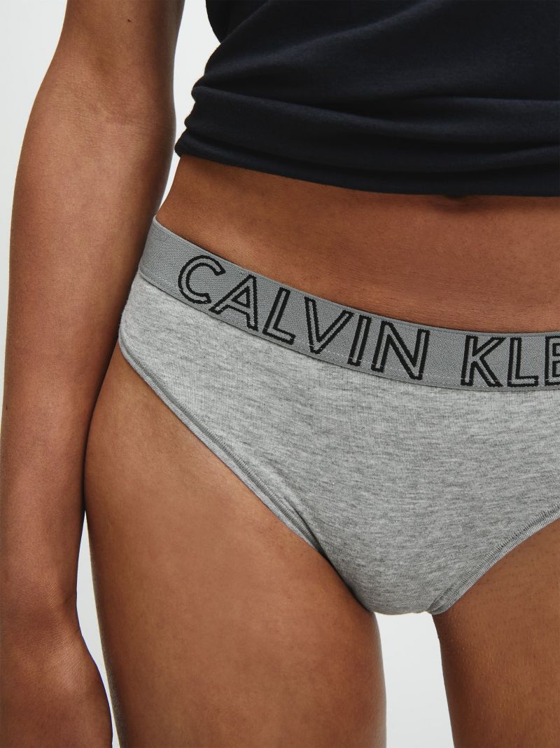 Γκρι γυναικείο σλιπ Calvin Klein με φαρδυ λαστιχο